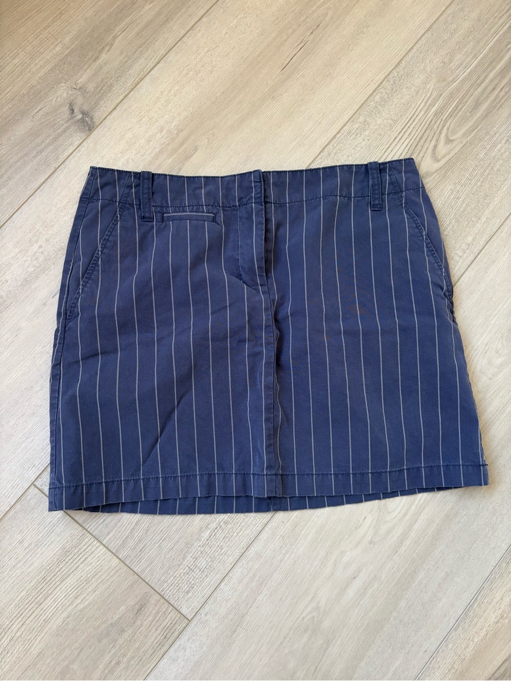 VTG GAP Navy Blue Pinstripe Pencil Skirt